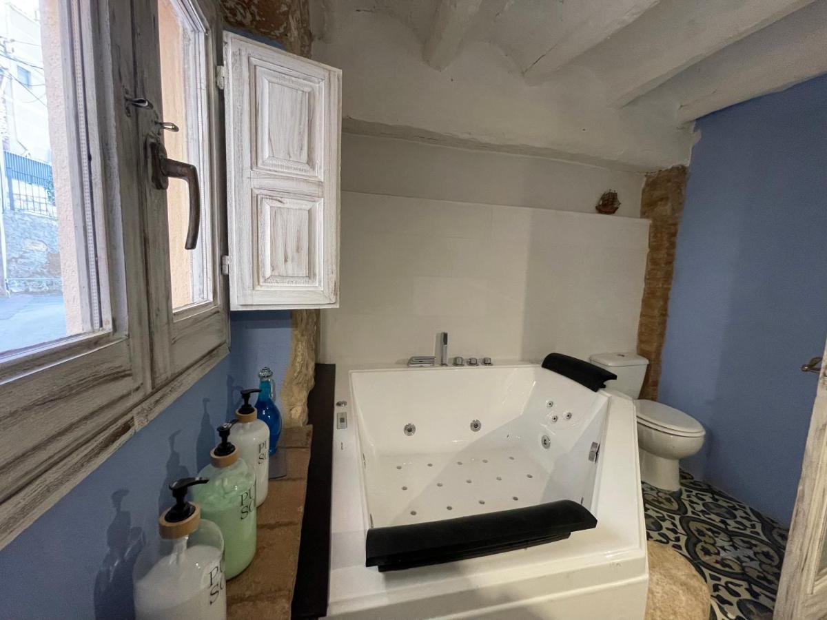 El Secret De La Llegenda El Drac Apartment Vilaverd Екстериор снимка